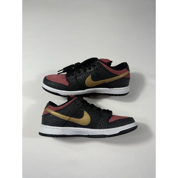 New Nike SB Dunk Low Walk Of Fame Shoes Mens Size 7 Black Red 504750-076 main image 6